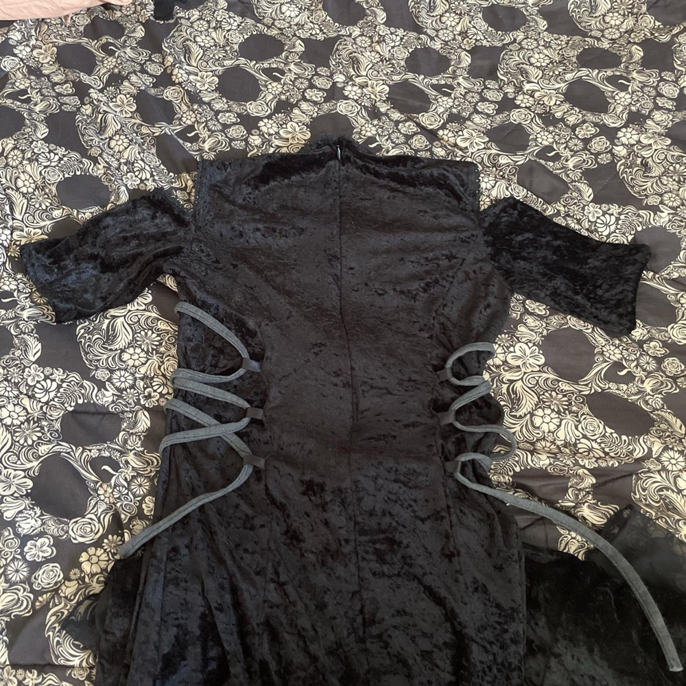 🖤💀Lip Service Black Gothic Vintage Velvet Corset Dress - Picture 3 of 4